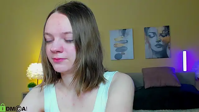 Olivia Riesz online show from March 25, 2026, 12:38 am
