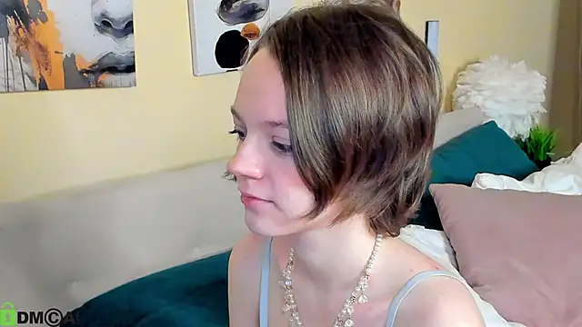 Snapshot of Olivia_Riesz chatting on May 9, 2026, 1:11 am Olivia Riesz online show from May 9, 2026, 1:11 am