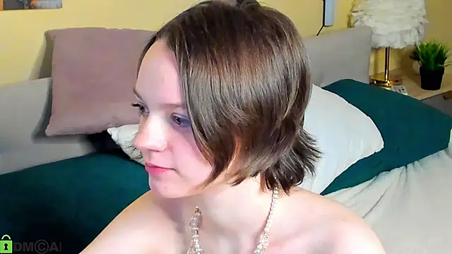 Snapshot of Olivia_Riesz chatting on May 15, 2026, 1:01 am Olivia Riesz online show from May 15, 2026, 1:01 am
