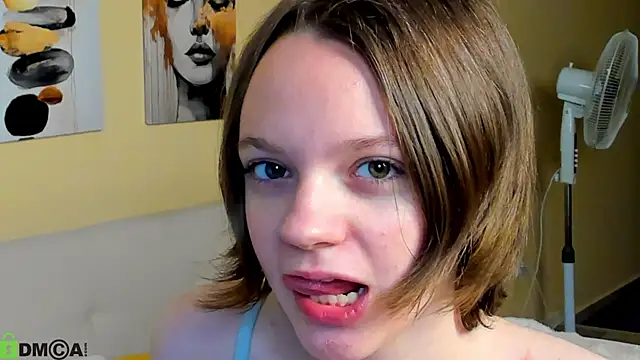 Snapshot of Olivia_Riesz chatting on June 12, 2026, 1:15 am Olivia Riesz online show from June 12, 2026, 1:15 am