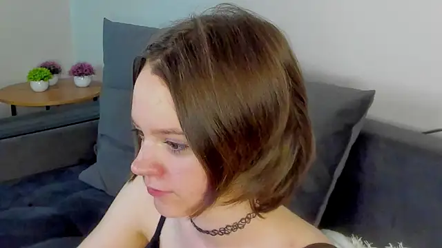 Snapshot of Olivia_Riesz chatting on June 14, 2026, 1:14 am Olivia Riesz online show from June 14, 2026, 1:14 am