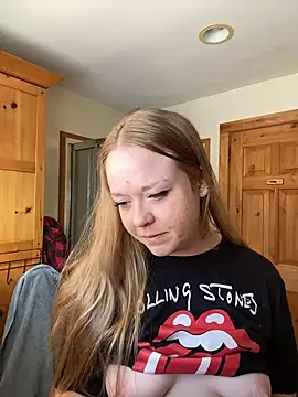 SmirkFans online show from February 8, 2026, 8:34 pm