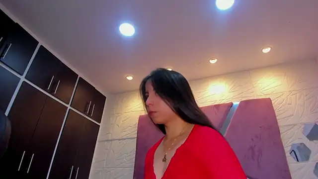 Snapshot of sol-angel chatting on May 4, 2026, 4:25 pm sol-angel online show from May 4, 2026, 4:25 pm