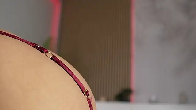 Jessy Cruz  online show from December 1, 2025, 5:45 am