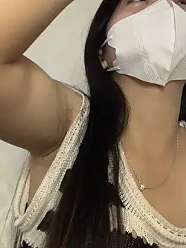 lana-kan online show from February 7, 2026, 1:37 pm