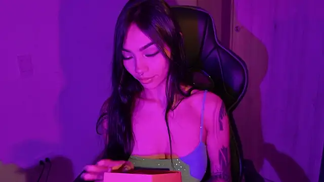 AriaLakshmi online show from March 8, 2026, 5:00 am