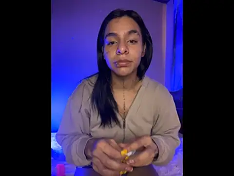 SaraAndrade  online show from January 15, 2026, 2:10 pm