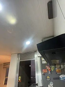 SaraAndrade  online show from February 19, 2026, 10:55 am