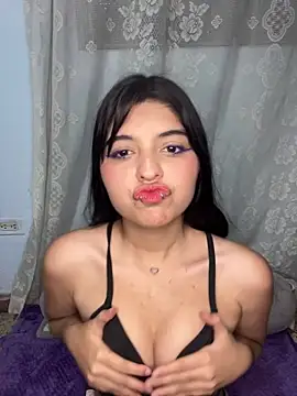 hannabloom online show from November 25, 2025, 3:17 am