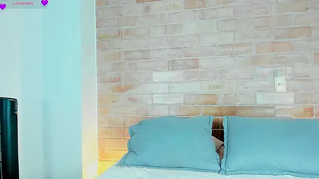 Snapshot of niicole_steele_ chatting on June 11, 2026, 1:05 am niicole steele online show from June 11, 2026, 1:05 am