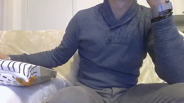 Eroshotlicker online show from January 6, 2026, 9:18 pm