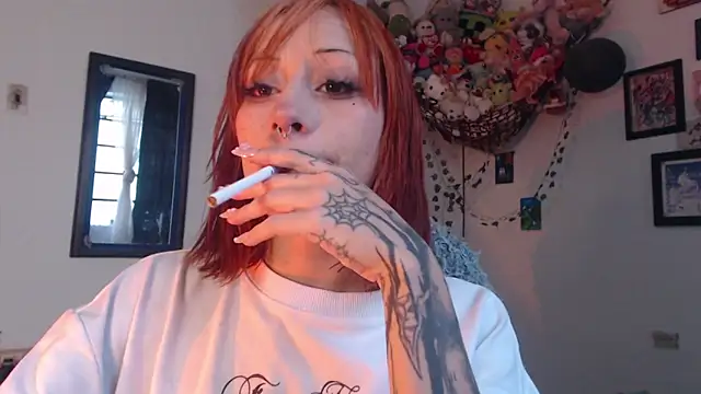 Snapshot of Layla_quinn chatting on May 27, 2026, 8:17 pm Layla quinn online show from May 27, 2026, 8:17 pm