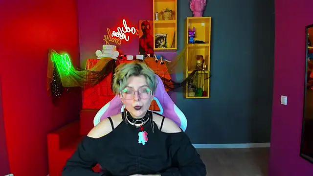 Snapshot of Spider_Arti chatting on November 26, 2025, 2:29 pm Spider Arti online show from November 26, 2025, 2:29 pm