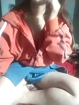 tieutam122 online show from January 18, 2026, 7:06 pm