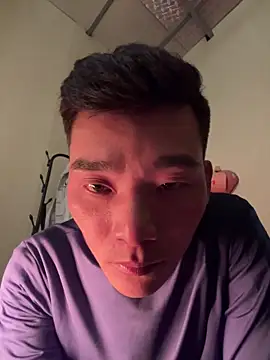 sanu551 online show from December 15, 2025, 3:27 pm