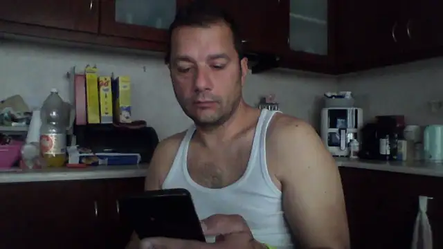 Snapshot of Billakos chatting on May 7, 2026, 7:14 am Billakos online show from May 7, 2026, 7:14 am