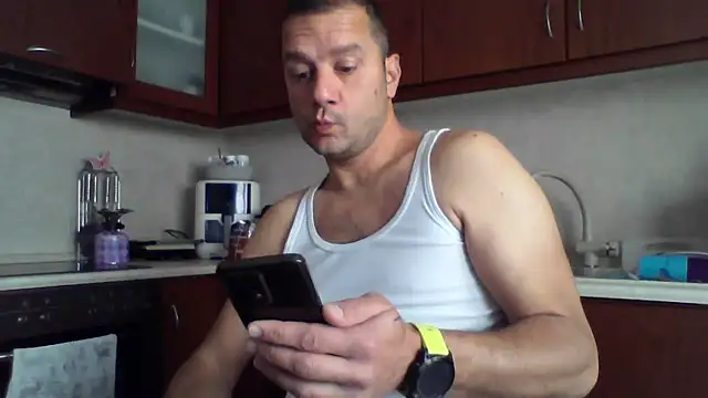 Snapshot of Billakos chatting on May 21, 2026, 7:59 am Billakos online show from May 21, 2026, 7:59 am