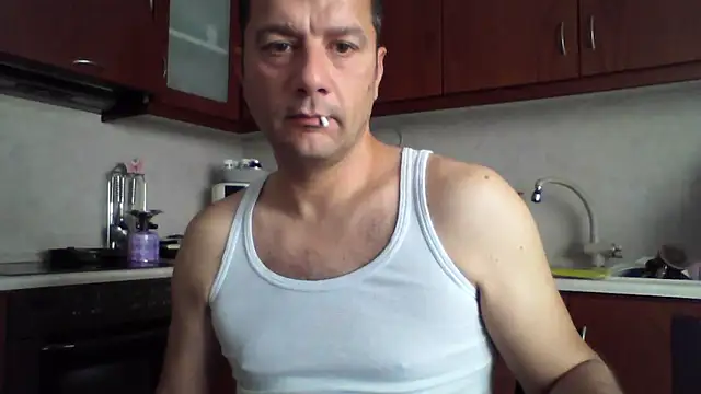 Snapshot of Billakos chatting on June 4, 2026, 7:47 am Billakos online show from June 4, 2026, 7:47 am