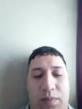 Snapshot of Alvarezz0202 chatting on June 6, 2026, 12:43 pm Alvarezz0202 online show from June 6, 2026, 12:43 pm