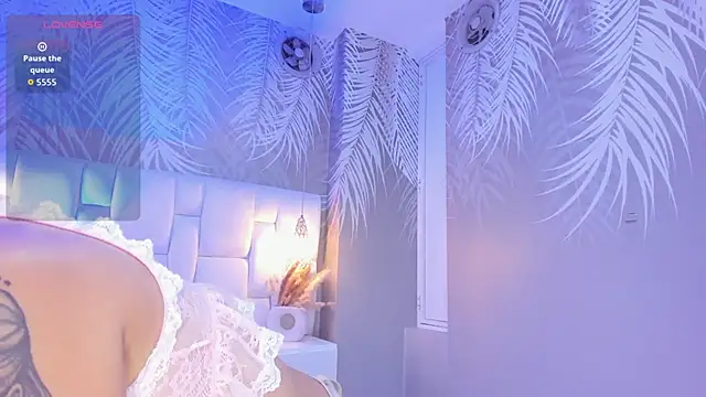 sarah sluty online show from July 10, 2026, 2:16 am