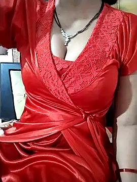 RASHMI SHARMA9 online show from May 1, 2026, 7:18 pm