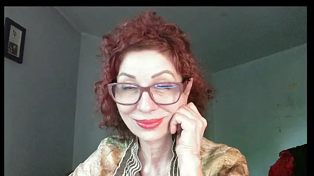 Snapshot of Kelly_Flurr chatting on May 10, 2026, 2:00 pm Kelly Flurr online show from May 10, 2026, 2:00 pm