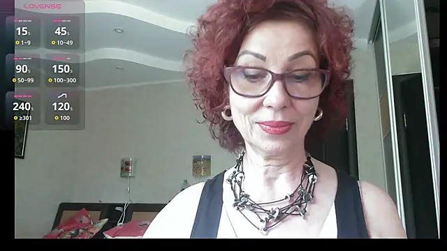 Snapshot of Kelly_Flurr chatting on June 14, 2026, 10:28 am Kelly Flurr online show from June 14, 2026, 10:28 am