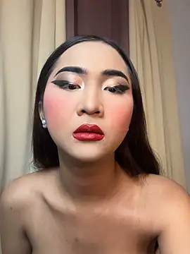 Diannellove online show from May 10, 2026, 4:23 pm