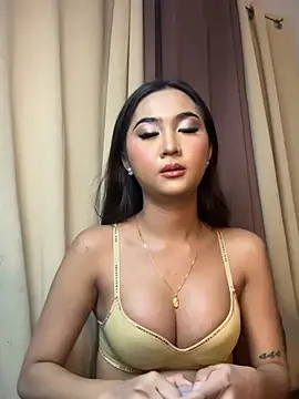 Diannellove online show from May 16, 2026, 5:23 pm
