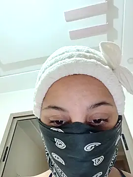 Snapshot of Ghizosexx69 chatting on December 19, 2025, 9:55 pm Ghizosexx69 online show from December 19, 2025, 9:55 pm