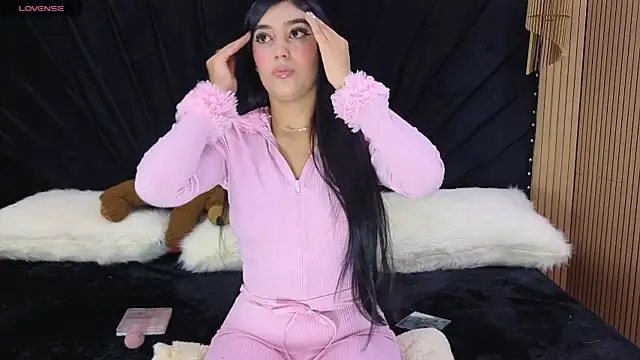 Venus Horney online show from March 27, 2026, 8:19 pm