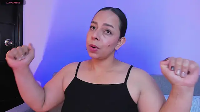 Snapshot of jimena_chic1 chatting on June 26, 2026, 8:24 pm jimena chic1 online show from June 26, 2026, 8:24 pm