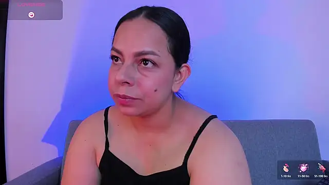 Snapshot of jimena_chic1 chatting on June 27, 2026, 4:23 pm jimena chic1 online show from June 27, 2026, 4:23 pm