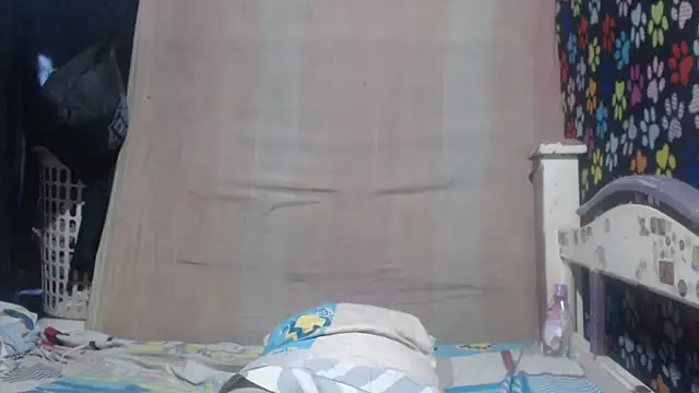 Snapshot of ELIZABET2- chatting on June 6, 2026, 10:47 pm ELIZABET2- online show from June 6, 2026, 10:47 pm