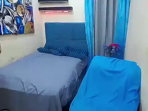 twinks fuck online show from November 27, 2025, 7:16 pm