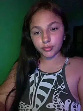 Snapshot of Emily_milk_1 chatting on June 14, 2026, 5:31 am Emily milk 1 online show from June 14, 2026, 5:31 am