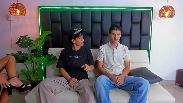 Crazy porkys online show from December 16, 2025, 7:41 pm