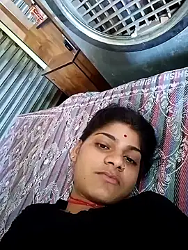 Janki cute online show from May 18, 2026, 2:51 am