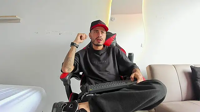 MatthewCullen online show from January 5, 2026, 8:56 pm