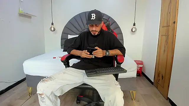 MatthewCullen online show from February 18, 2026, 9:55 pm