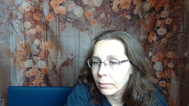 Snapshot of DaisyEdit chatting on November 28, 2025, 12:41 pm DaisyEdit online show from November 28, 2025, 12:41 pm