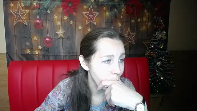 Snapshot of DaisyEdit chatting on December 19, 2025, 6:31 am DaisyEdit online show from December 19, 2025, 6:31 am