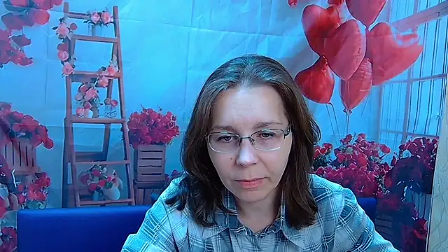 Snapshot of DaisyEdit chatting on February 8, 2026, 6:17 am DaisyEdit online show from February 8, 2026, 6:17 am