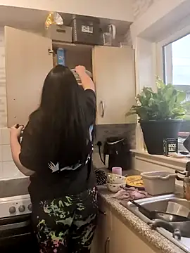 Hot ScotchXX online show from January 14, 2026, 10:54 am