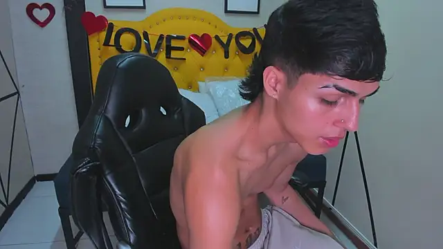 Ethan Jamees online show from February 13, 2026, 8:05 pm