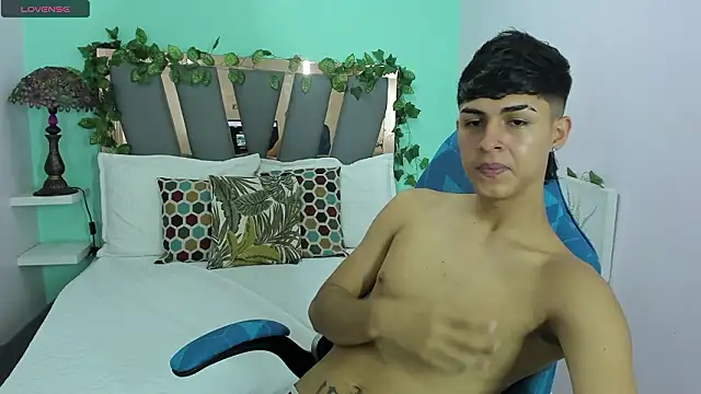 Ethan Jamees online show from March 6, 2026, 3:52 pm