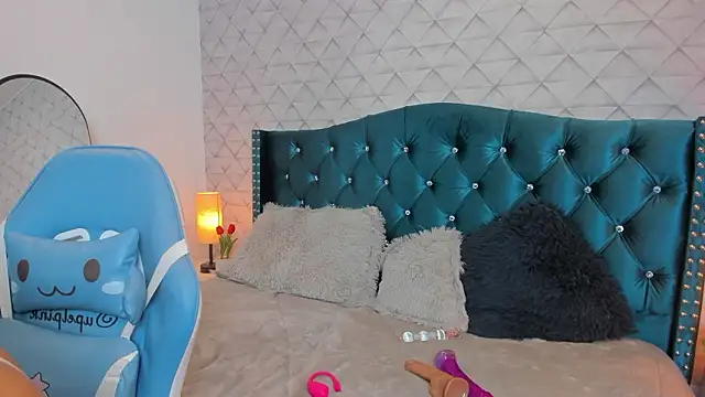 Valery jame online show from March 10, 2026, 8:58 pm