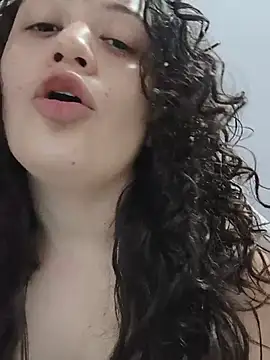Alana 444 online show from May 20, 2026, 3:56 am