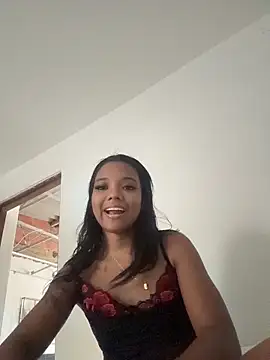 Snapshot of caro_ebony chatting on May 14, 2026, 10:27 pm caro ebony online show from May 14, 2026, 10:27 pm