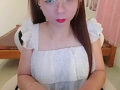 Snapshot of BabyDoll1999 chatting on July 23, 2026, 2:09 am BabyDoll1999 online show from July 23, 2026, 2:09 am